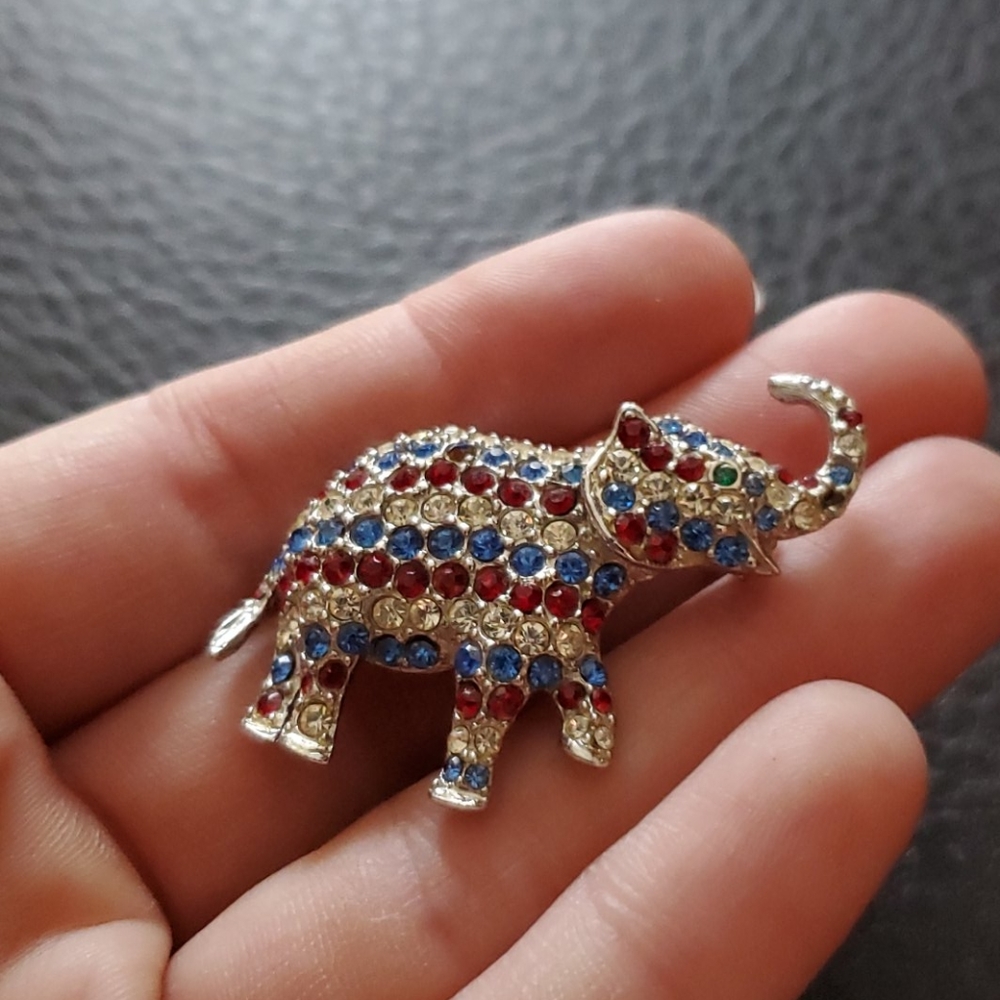 VTG Bellini brooch